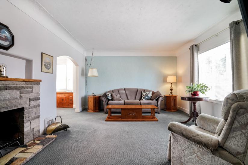 Property listing for 14 Durham Rd., Hamilton, ON