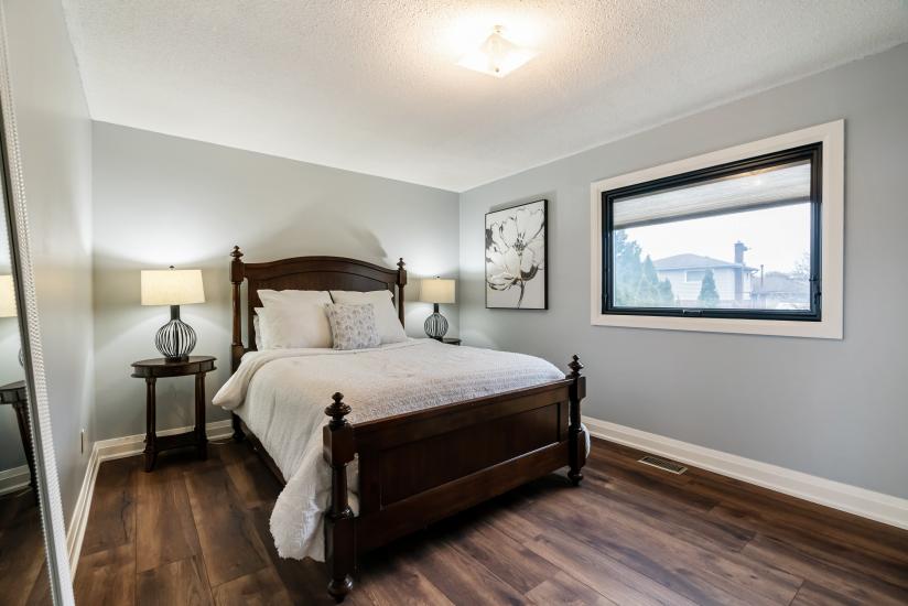 Property listing for 20 Ackland St., Hamilton, ON