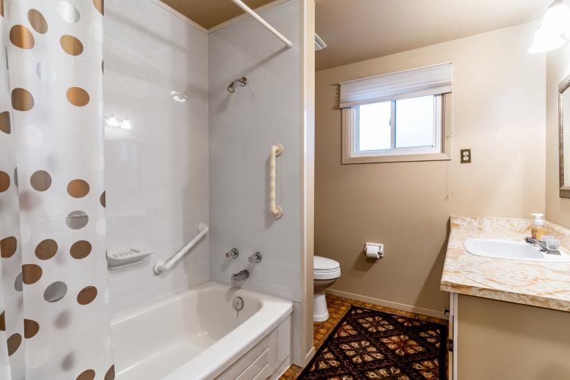 Property listing for #41-170 Lavina Cr., Hamilton, ON