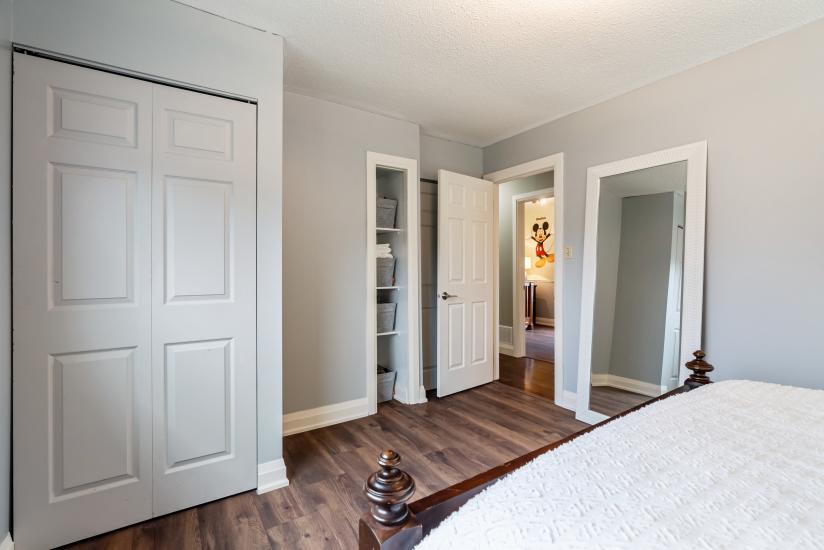 Property listing for 20 Ackland St., Hamilton, ON