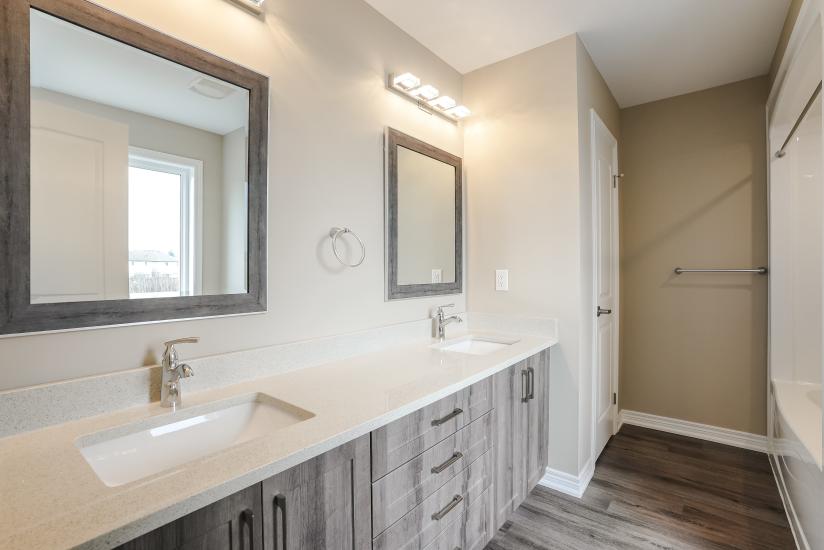 Property listing for #U-177 Rykert St., St. Catharines, ON