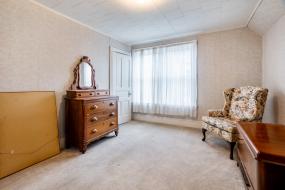 Property listing for 180 St. Catharines St., Smithville, Ontario