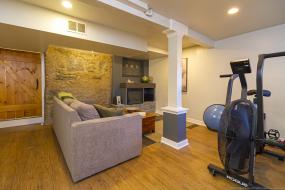 Property listing for 19 Foster St., Hamilton, Ontario