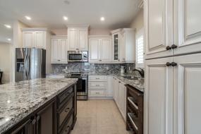 Property listing for 1363 Upper Paradise Rd., Hamilton, ON