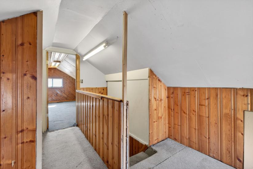 Property listing for 663 Tate Ave., Hamilton, ON