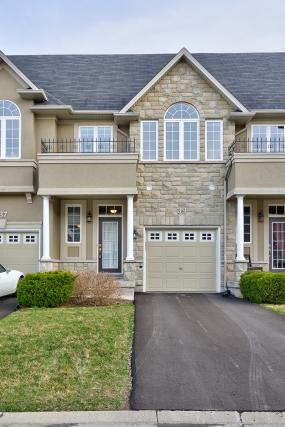 Property listing for 39 Forest Valley Cres., Dundas, ON