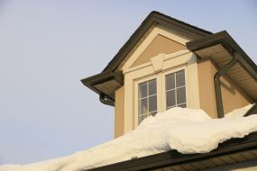 Property listing for 32 Toulon Ave., Ancaster, ON