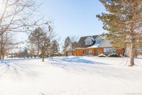 Property listing for 1880 Glancaster Rd., Ancaster, ON