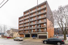 Property listing for #207-30 Summit Ave., Hamilton, Ontario