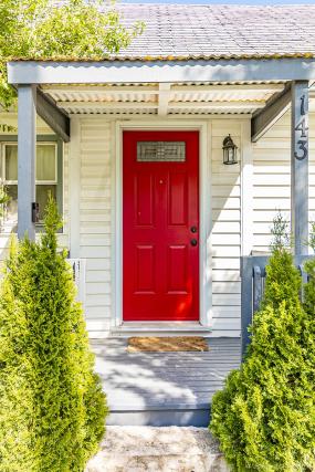 Property listing for 143 Cline Ave. S., Hamilton, ON