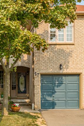 Property listing for #27-75 Ryan's Way, Waterdown, ON
