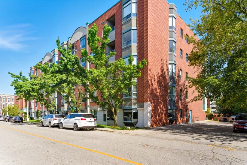 Property listing for #306-5 Ogilvie St., Dundas, ON