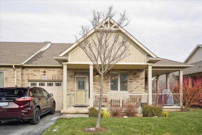 Property listing for 62 Gaddye Lane, Binbrook, ON
