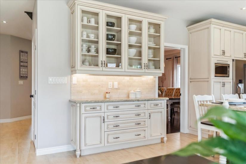 Property listing for 60 Pumpkin Pass, Binbrook, ON