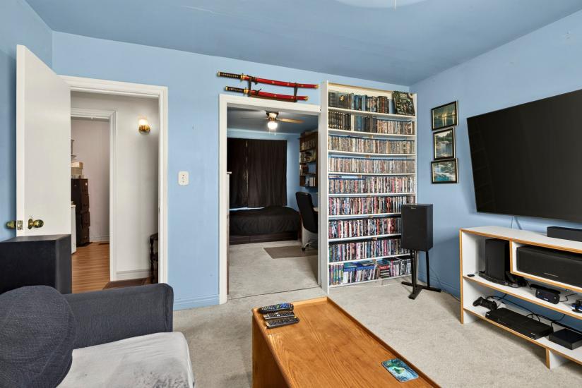 Property listing for 958 Highland Rd. E., Stoney Creek, ON