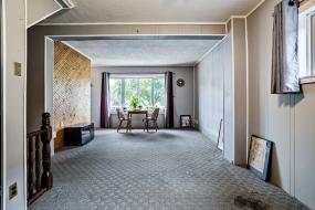 Property listing for 131 Bell Ave., Hamilton, Ontario