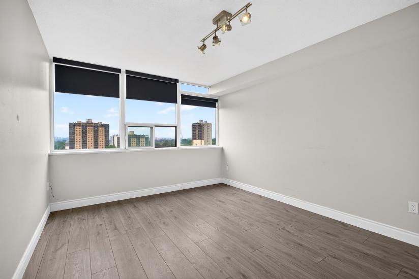 Property listing for #1106-120 Duke St., Hamilton, ON