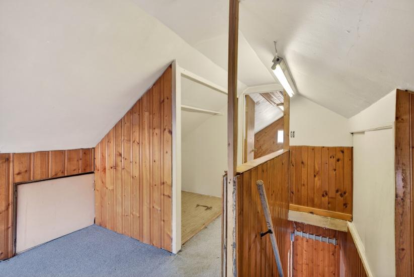 Property listing for 663 Tate Ave., Hamilton, ON