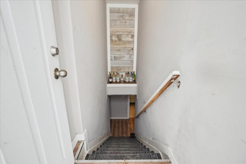 Property listing for 63 Pelham Rd., St. Catharines, ON