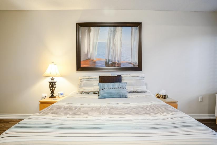 Property listing for 104 Myers Lane, Ancaster, ON