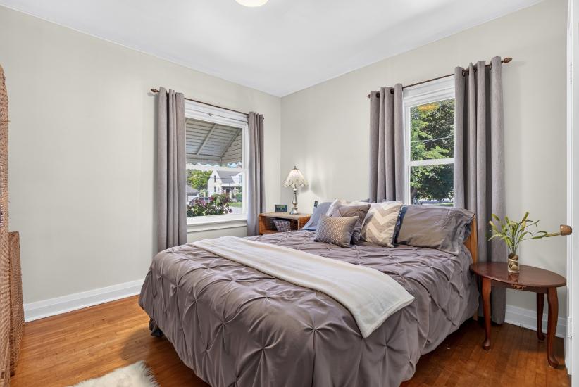 Property listing for 109 Linwood Ave., Port Colborne, ON