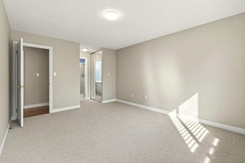 Property listing for #101-8 Main St., Dundas, ON