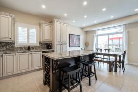 Property listing for 1363 Upper Paradise Rd., Hamilton, ON