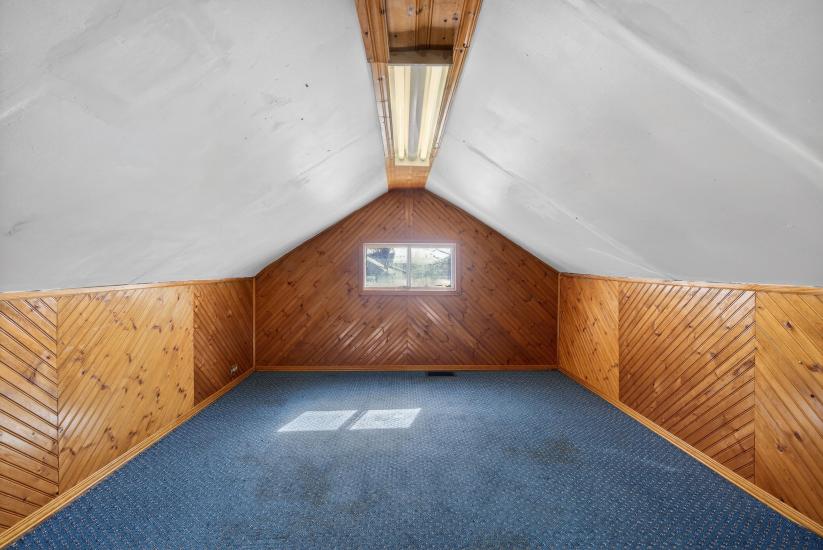 Property listing for 663 Tate Ave., Hamilton, ON