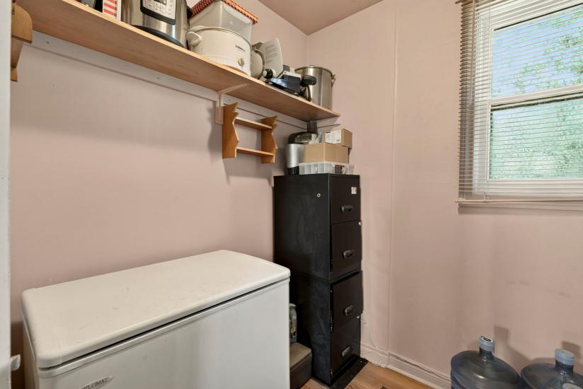 Property listing for 958 Highland Rd. E., Stoney Creek, ON
