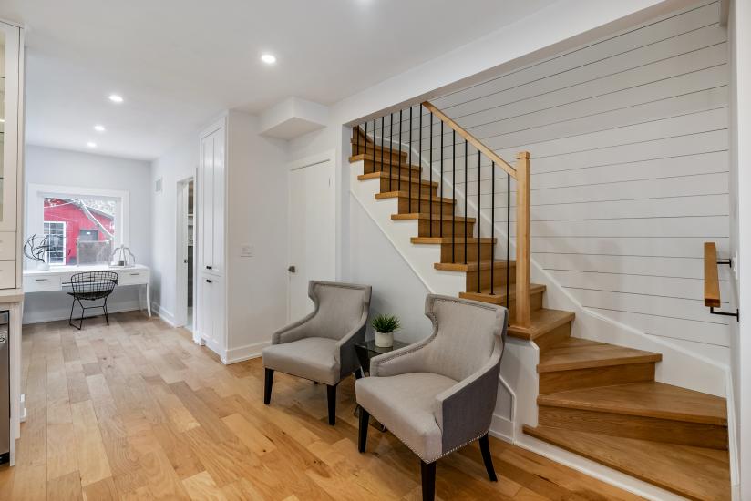 Property listing for 24 Norway Ave, Hamilton, ON