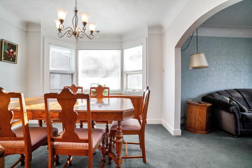 Property listing for 14 Durham Rd., Hamilton, ON