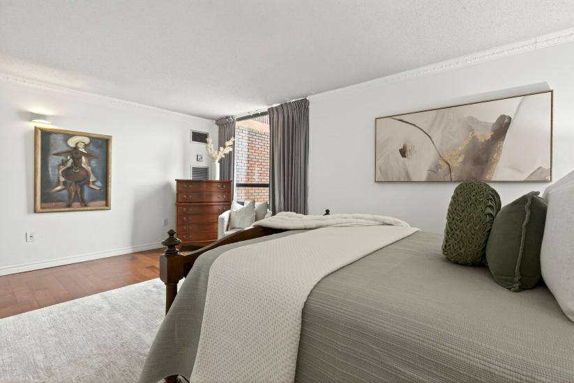 Property listing for #1003-222 Jackson St. W., Hamilton, ON