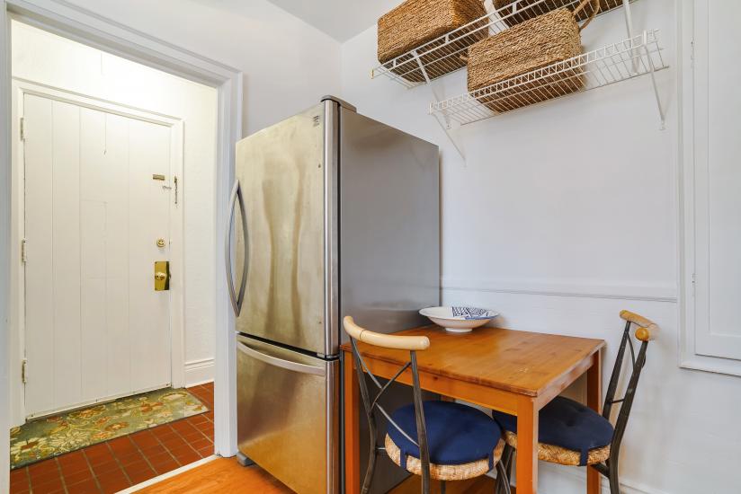 Property listing for 85 Hyde Park Ave, Hamilton, ON