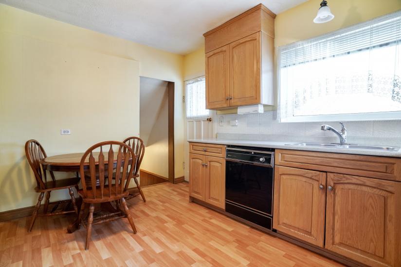 Property listing for 14 Durham Rd., Hamilton, ON