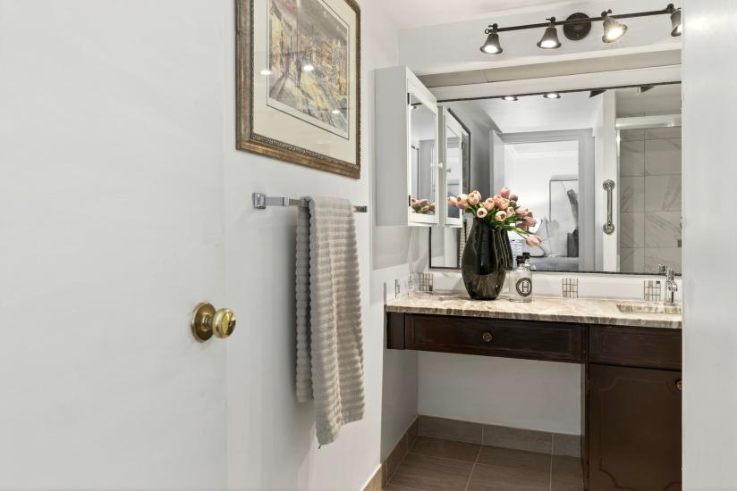 Property listing for #1003-222 Jackson St. W., Hamilton, ON