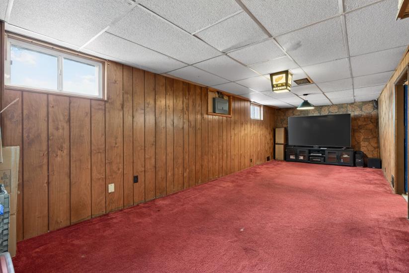 Property listing for 663 Tate Ave., Hamilton, ON