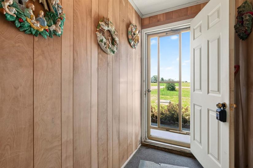 Property listing for 958 Highland Rd. E., Stoney Creek, ON
