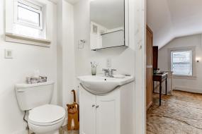 Property listing for 315 Park St. W., Dundas, Ontario