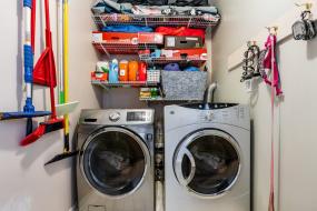 Property listing for 145 Lavender Dr., Ancaster, ON