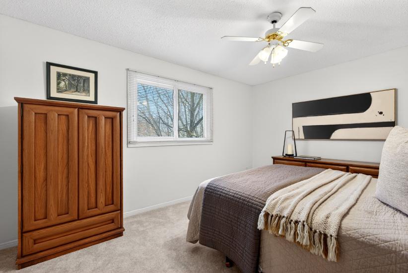 Property listing for 103 Turnbull Rd., Dundas, ON