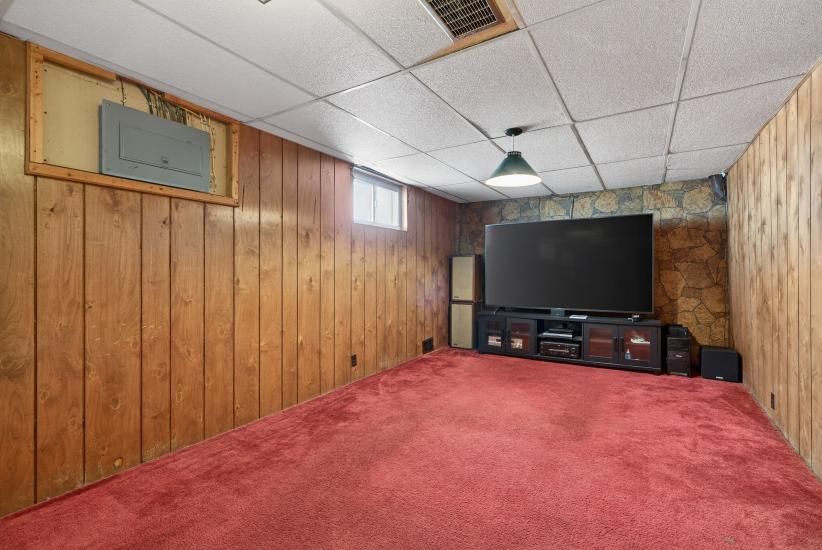 Property listing for 663 Tate Ave., Hamilton, ON