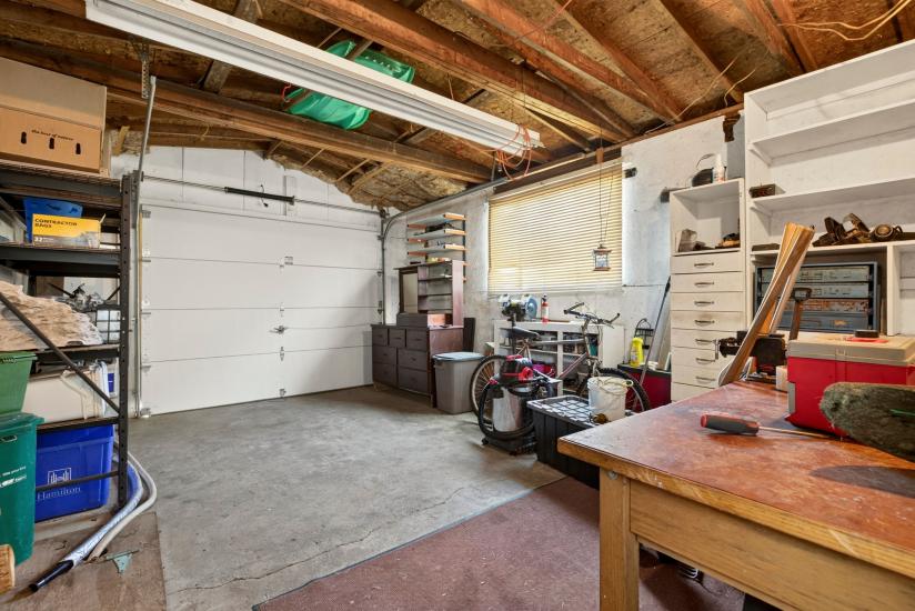 Property listing for 958 Highland Rd. E., Stoney Creek, ON