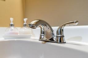 Property listing for 145 Lavender Dr., Ancaster, ON