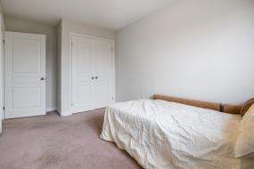 Property listing for #5-370 Stonehenge Dr., Ancaster, ON