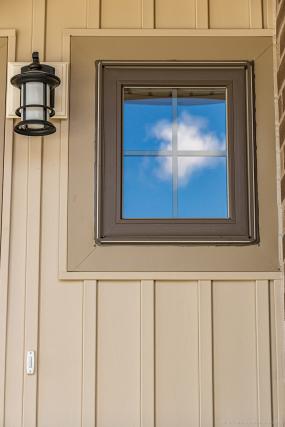 Property listing for 40 Dennis Dr., Smithville, ON