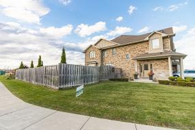 Property listing for 183 Tanglewood Dr., Binbrook, Ontario