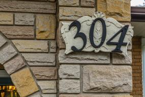 Property listing for 304 Mount Albion Rd., Hamilton, ON