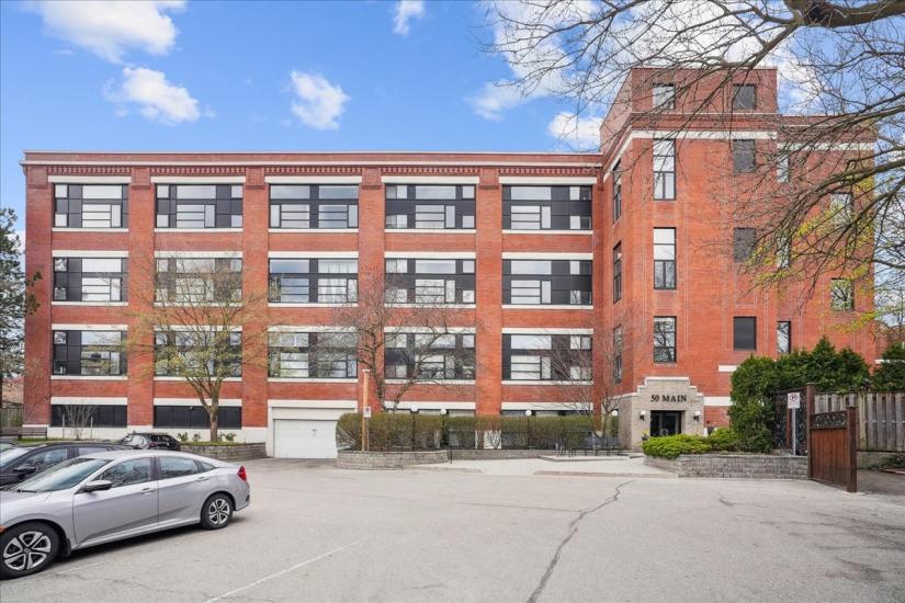 Property listing for #313-50 Main St., Dundas, ON