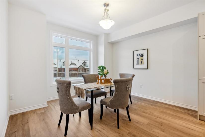 Property listing for 46 Capstone Lane, Hamilton, ON