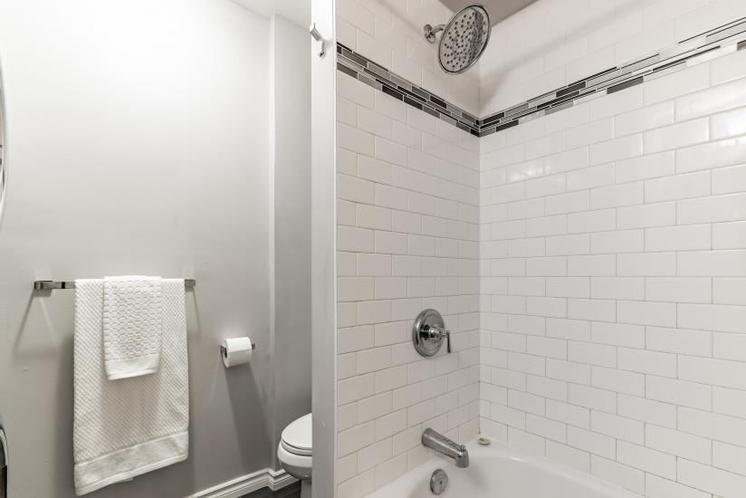 Property listing for 9 Blythe St., Hamilton, ON